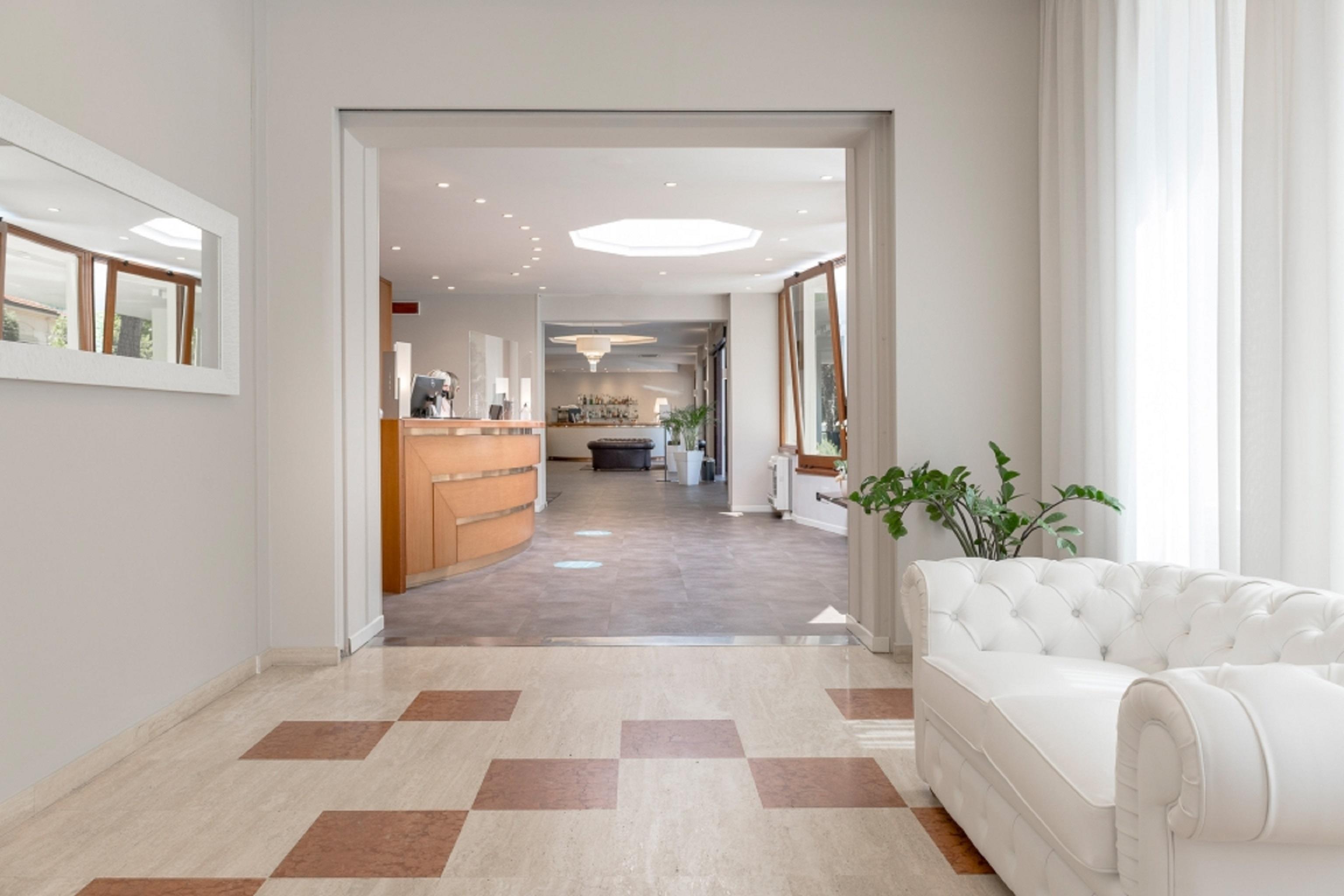 Litoraneo Suite Hotel Rimini Exterior photo