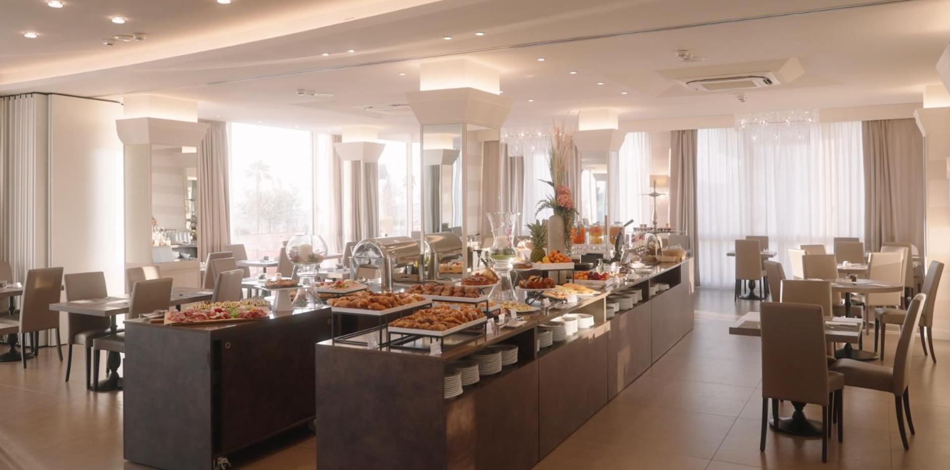 Litoraneo Suite Hotel Rimini Exterior photo